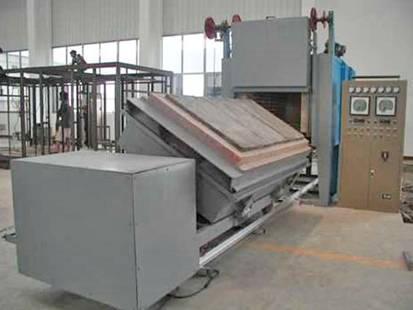 翻轉(zhuǎn)臺(tái)車(chē)爐的設(shè)備結(jié)構(gòu)